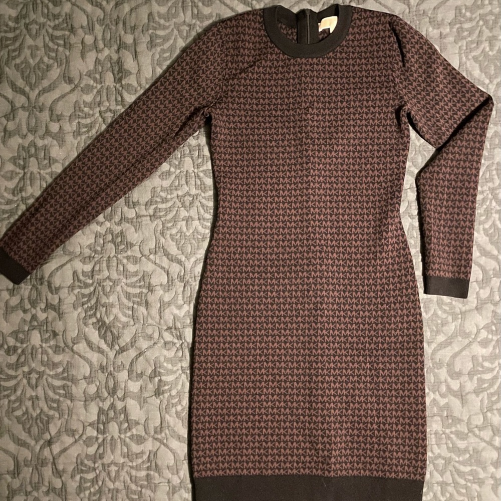 MICHAEL KORS LONG SLEEVED, PATTERNED DRESS | DARK BROWN | USED | XS
